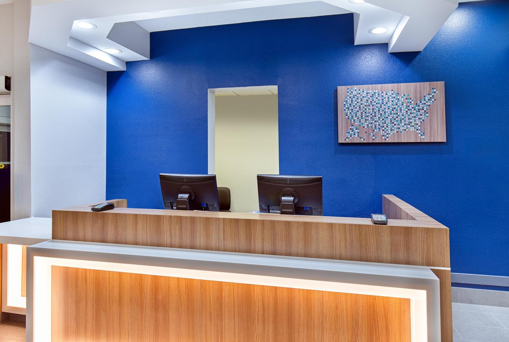 Microtel Inn & Suites Columbus North Esterno foto