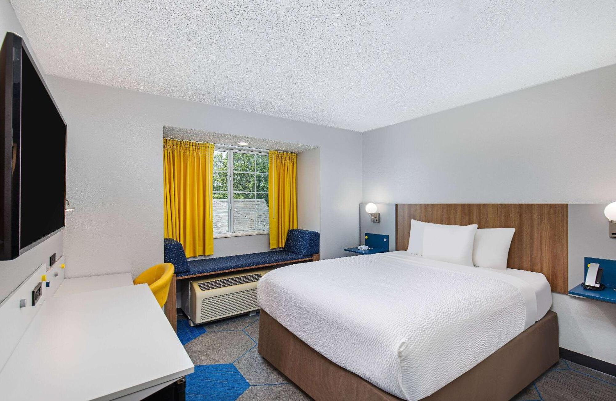 Microtel Inn & Suites Columbus North Esterno foto